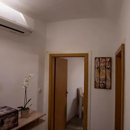 Lipa 스플리트